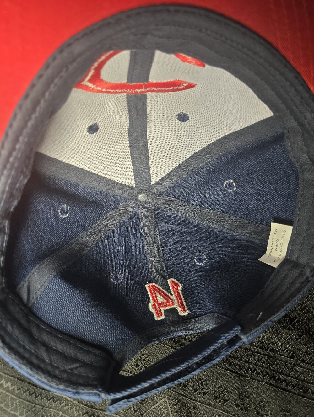 Cleveland INDIAN Red Two-Tone Baseball Cap - Navy & Red - Picture 4 of 6